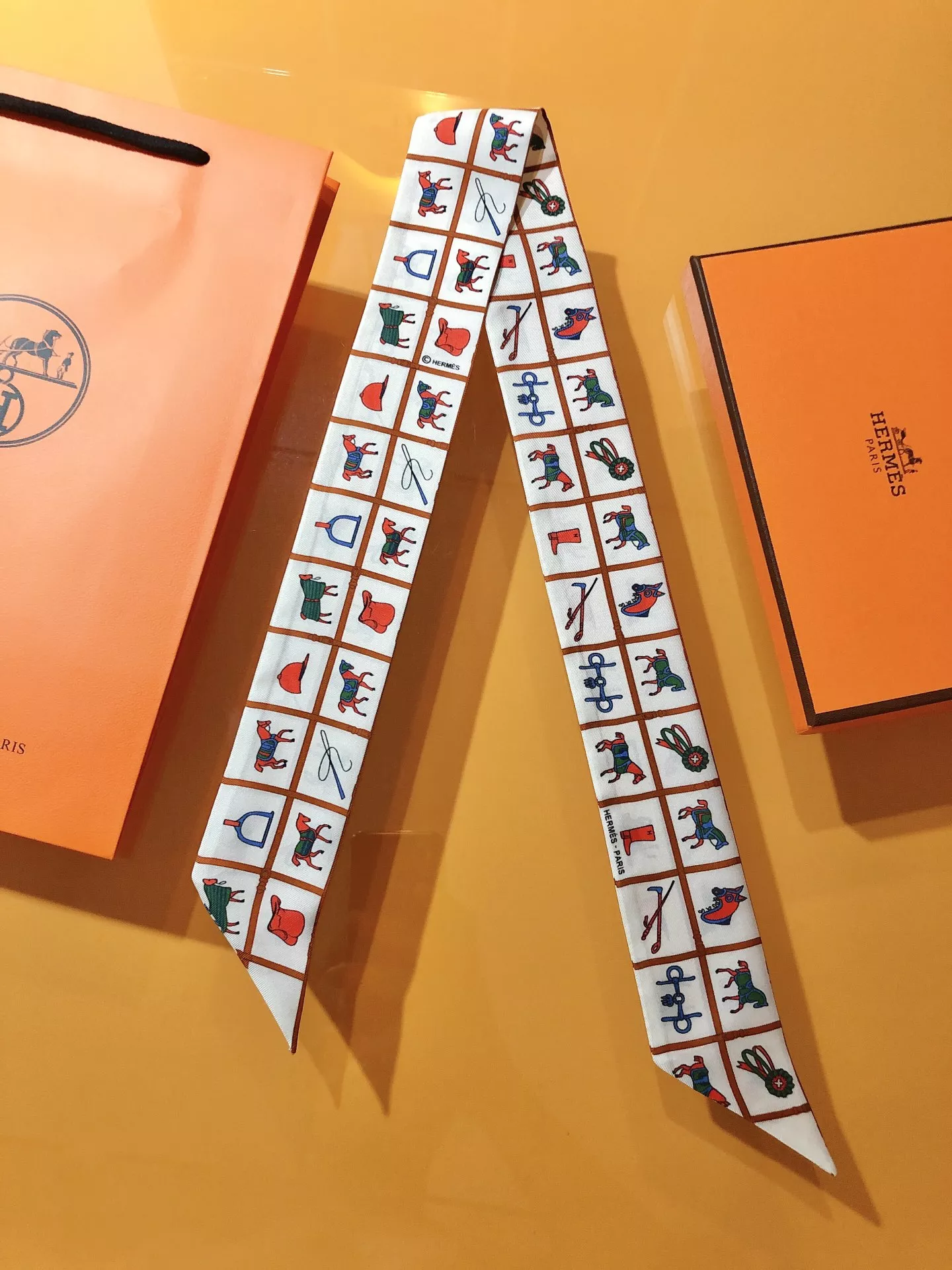 Elegant 2959 Hermes Silk Scarf