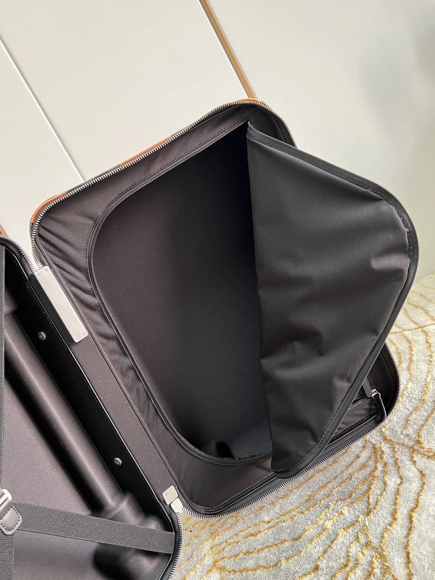 Elegant 3016 Louis Vuitton Luggage