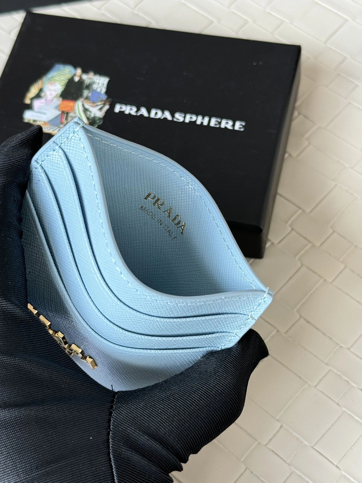 Elegant 3051 Prada Card Case
