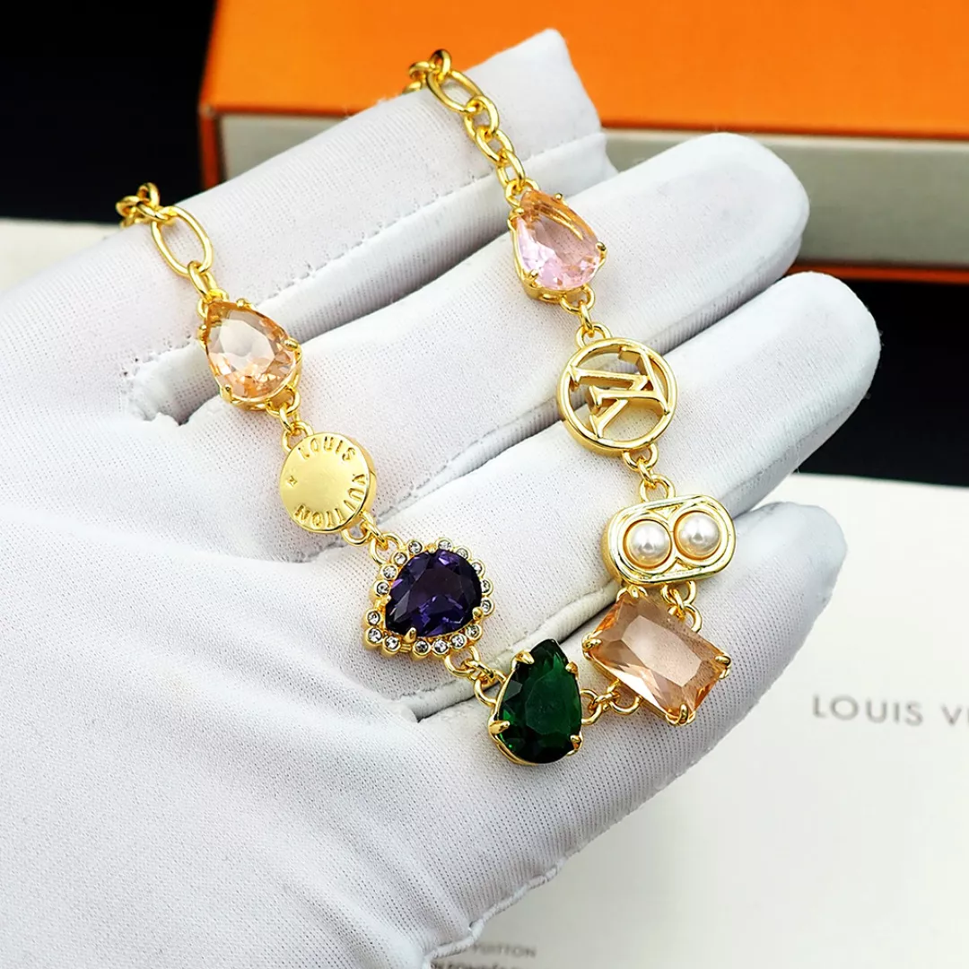 Elegant 3072 Louis Vuitton LV Bracelets