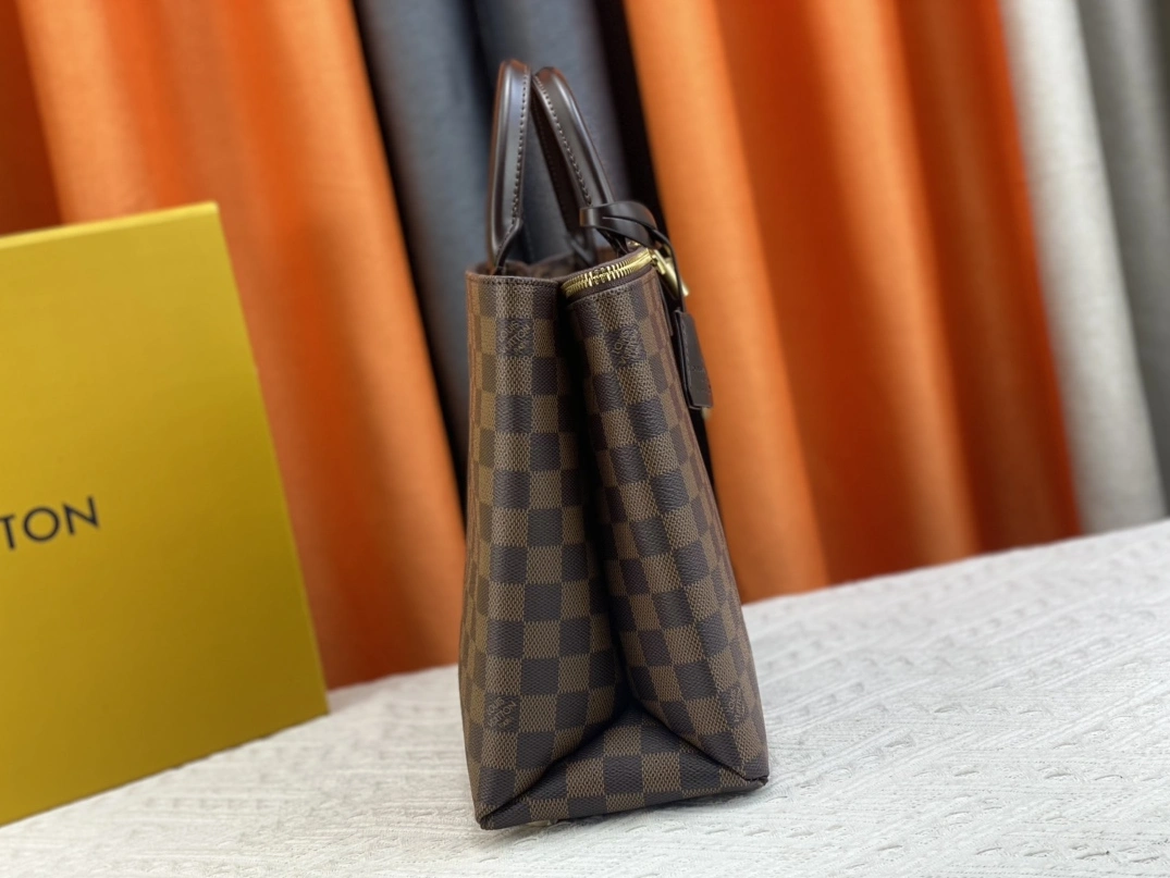Elegant 3249 Louis Vuitton AAA Quality Handbags For Women