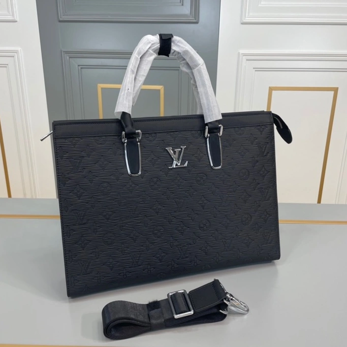 Elegant 328 Louis Vuitton AAA Man Handbags