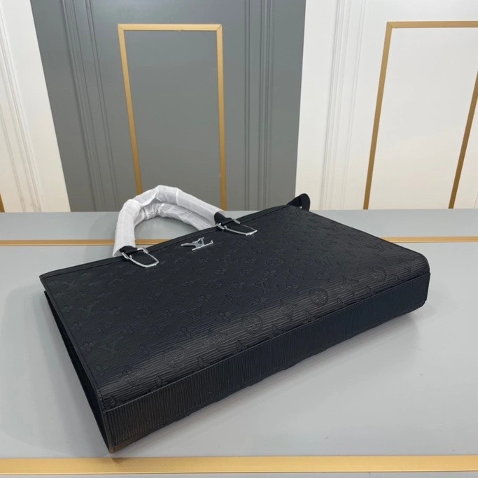 Elegant 328 Louis Vuitton AAA Man Handbags