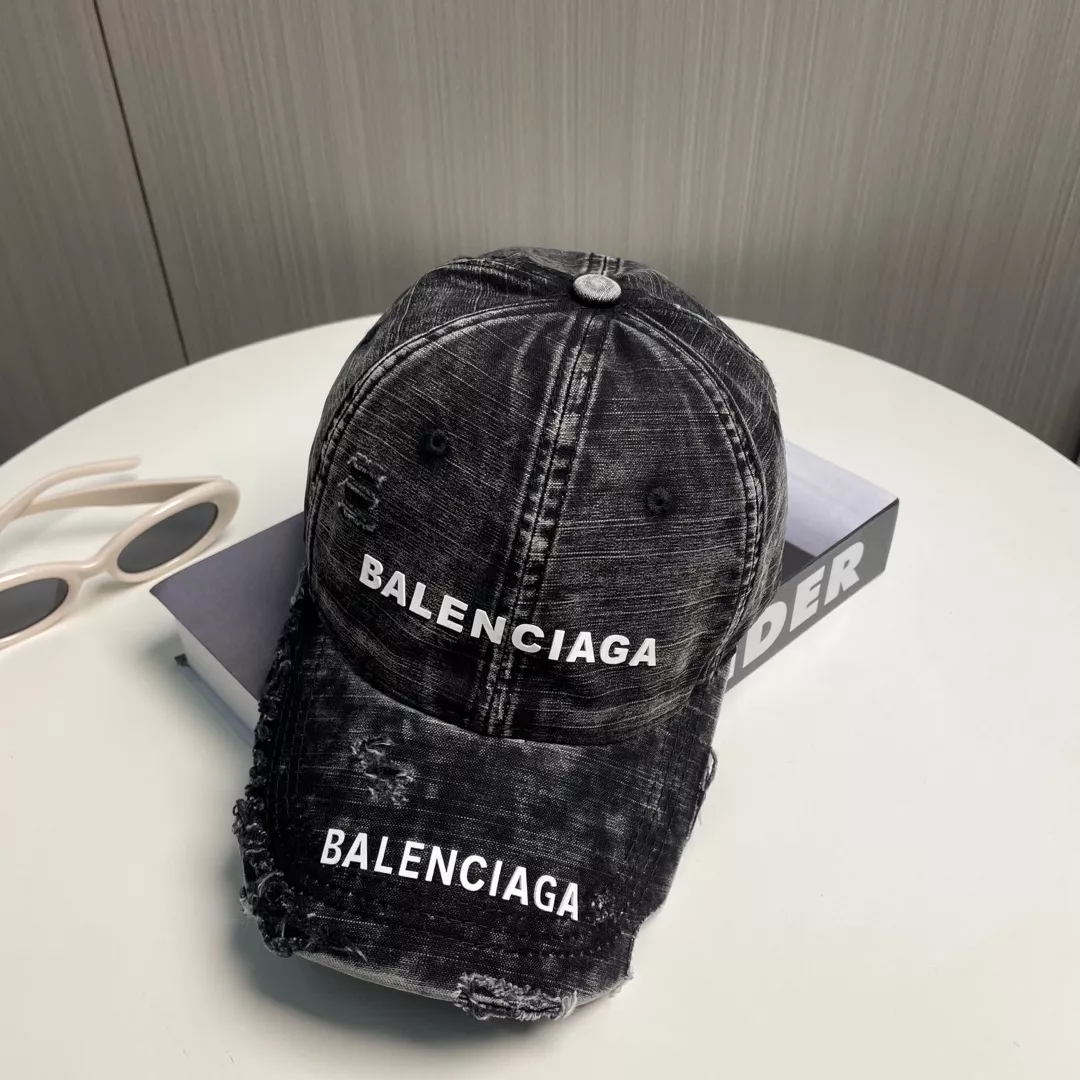 Elegant 3286 Balenciaga Caps