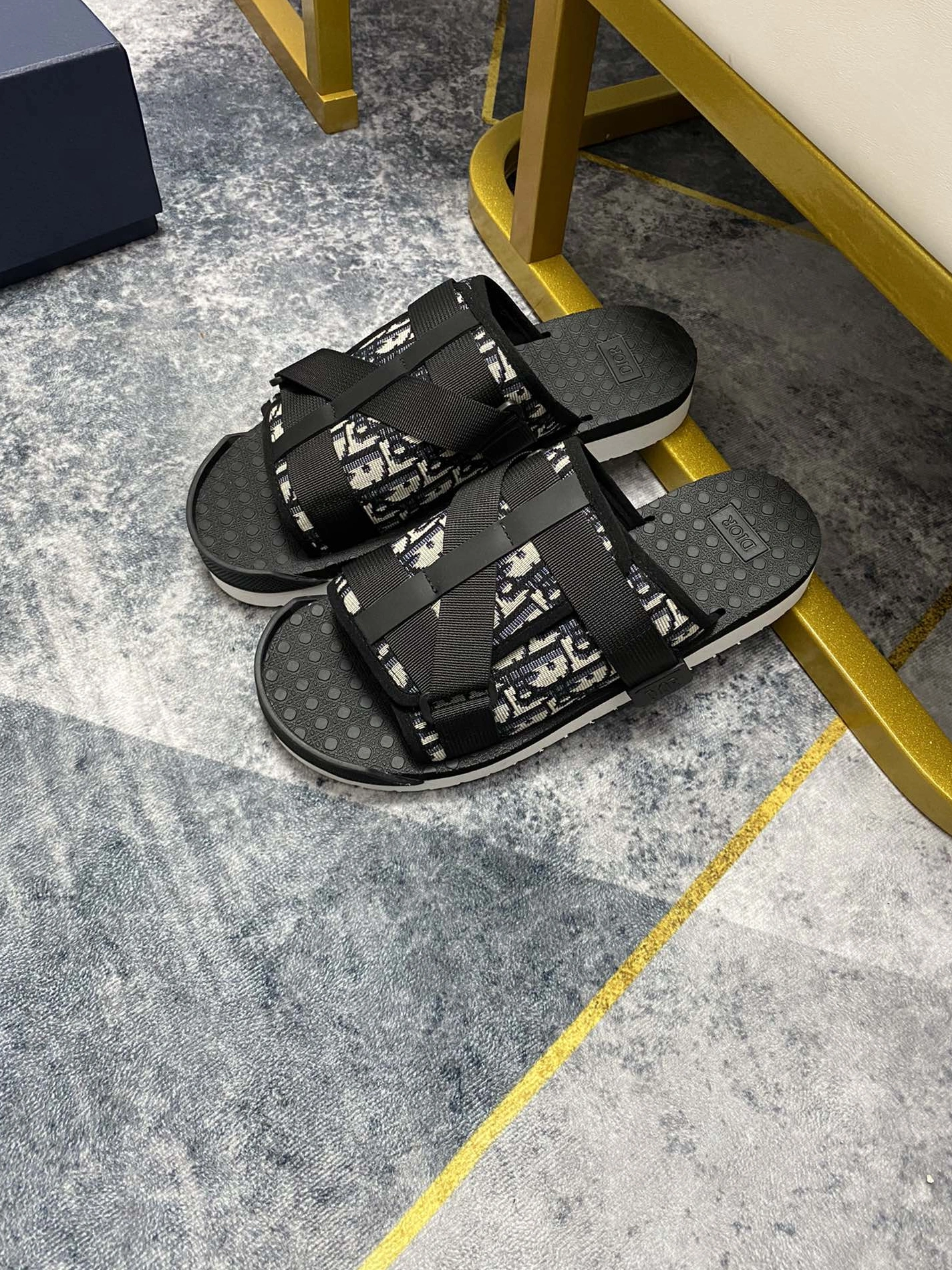 Elegant 3297 Christian Dior Slippers For Men