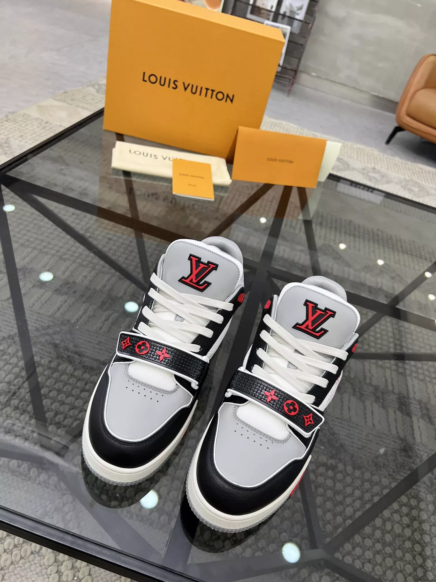 Elegant 3326 Louis Vuitton Casual Shoes For Men