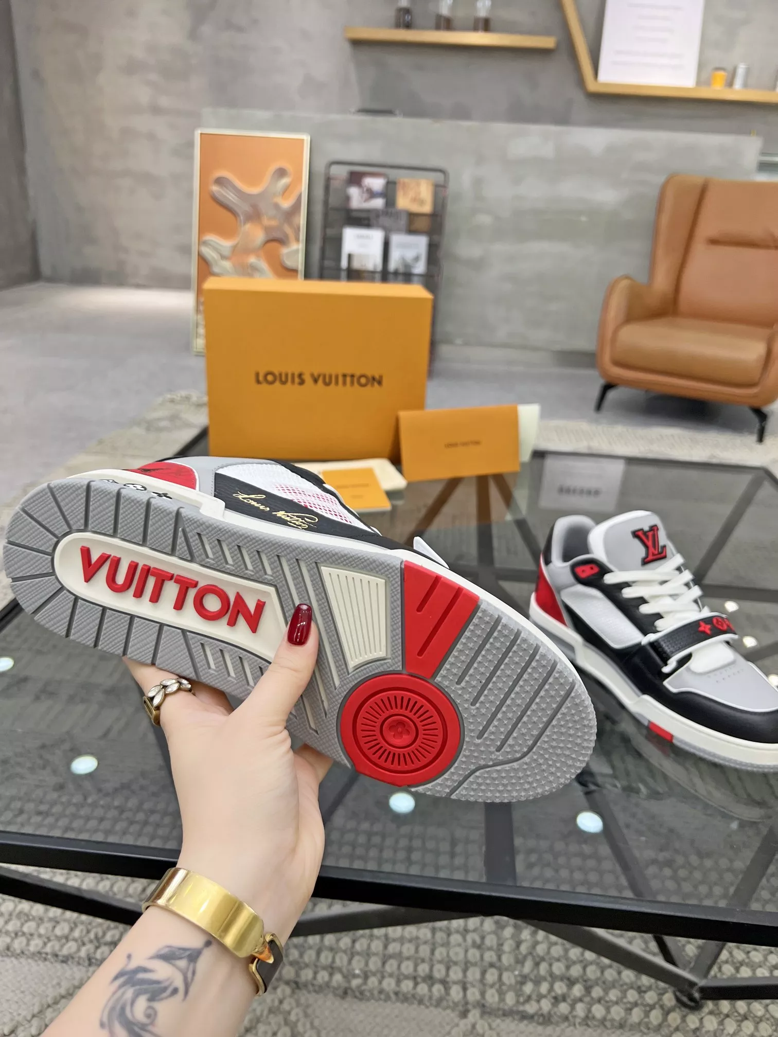 Elegant 3326 Louis Vuitton Casual Shoes For Men