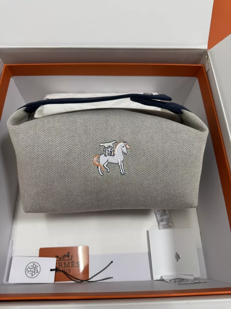 Elegant 3447 Hermes AAA Quality Handbags In Navy For Women