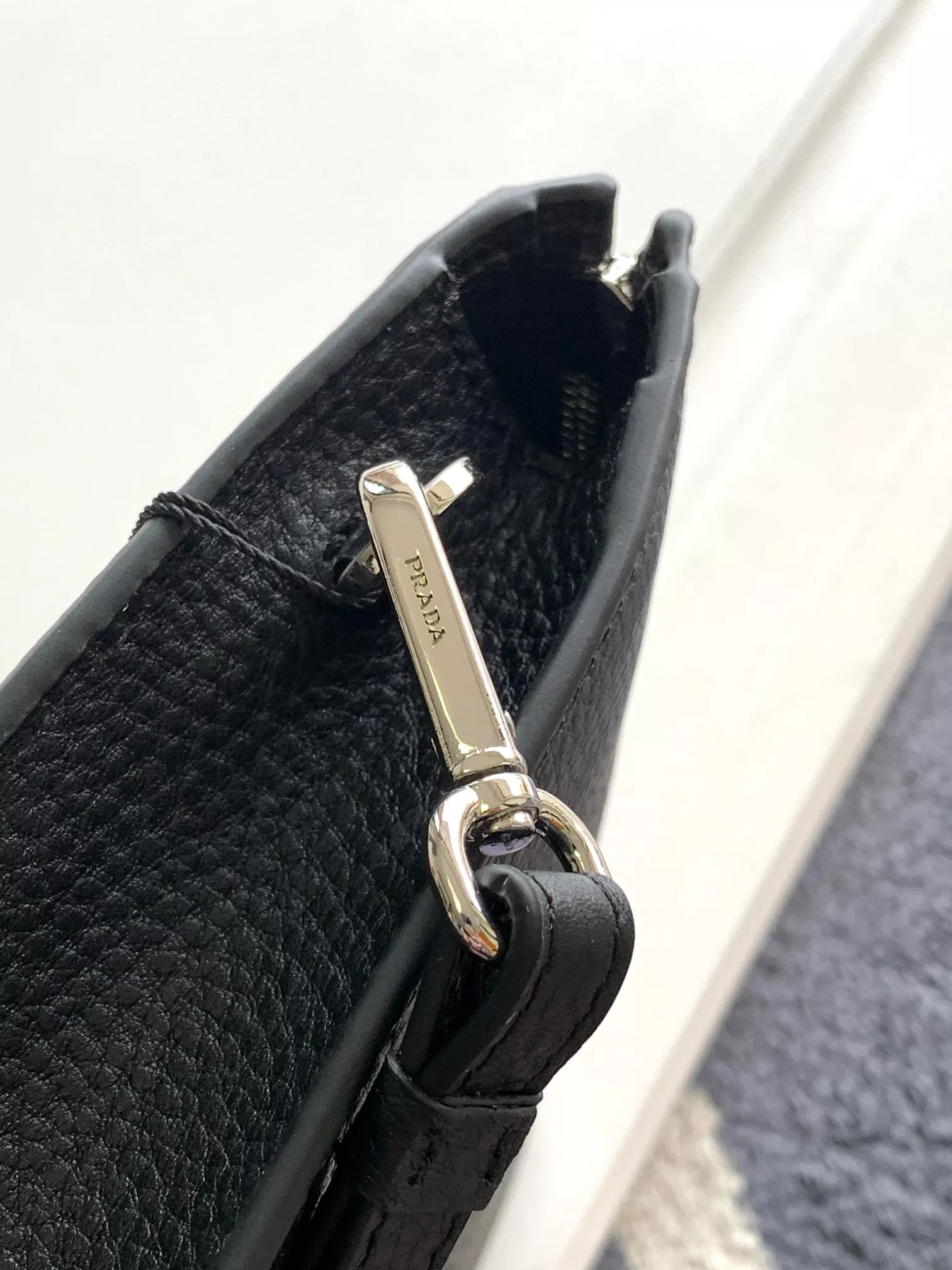 Elegant 3588 Prada AAA Man Wallets