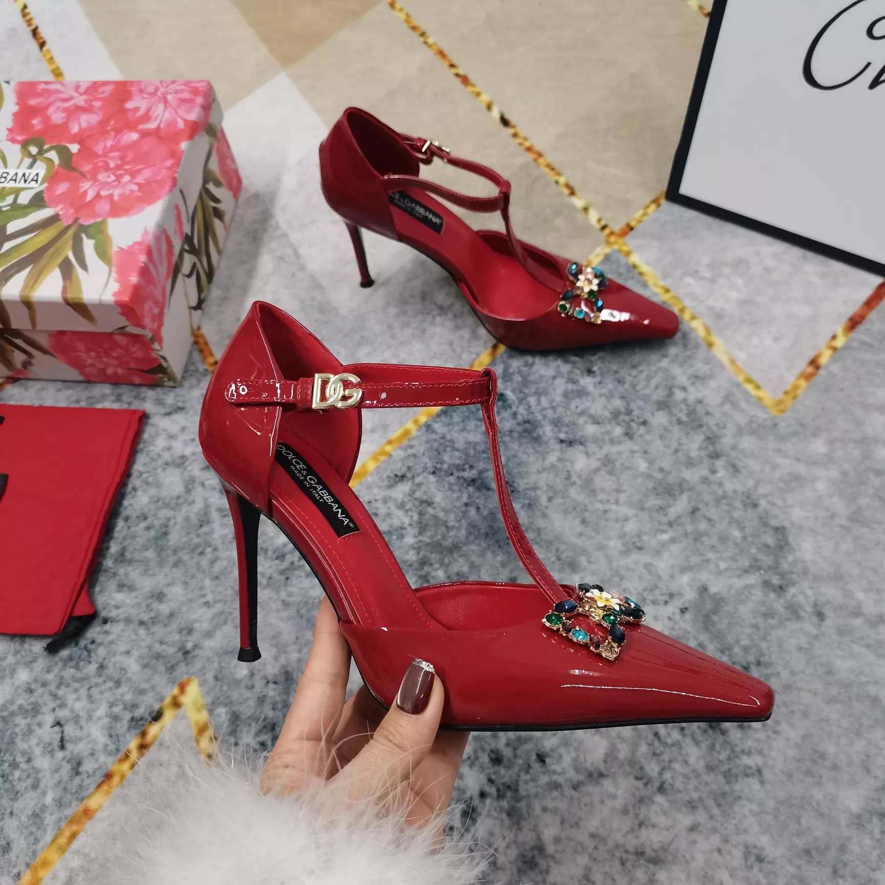 Elegant 3597 Dolce & Gabbana D&G Sandal For Women