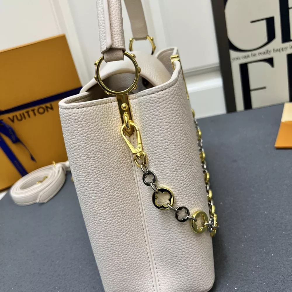 Elegant 3667 Louis Vuitton AAA Quality Handbags For Women