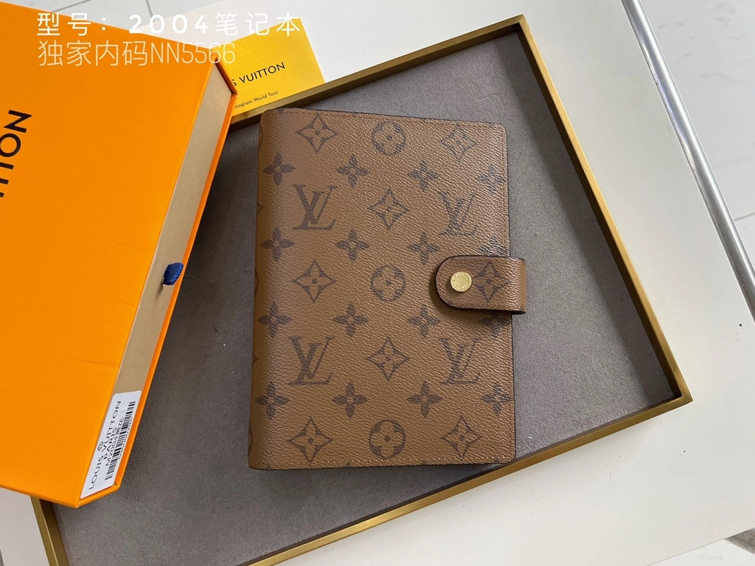Elegant 3693 Louis Vuitton LV Card Case