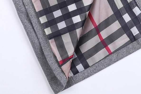 Elegant 3851 Burberry Trench Coat Long Sleeved For Men