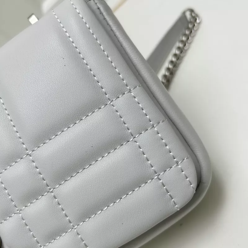 Elegant 3959 Burberry AAA Quality Messenger Bags For Women