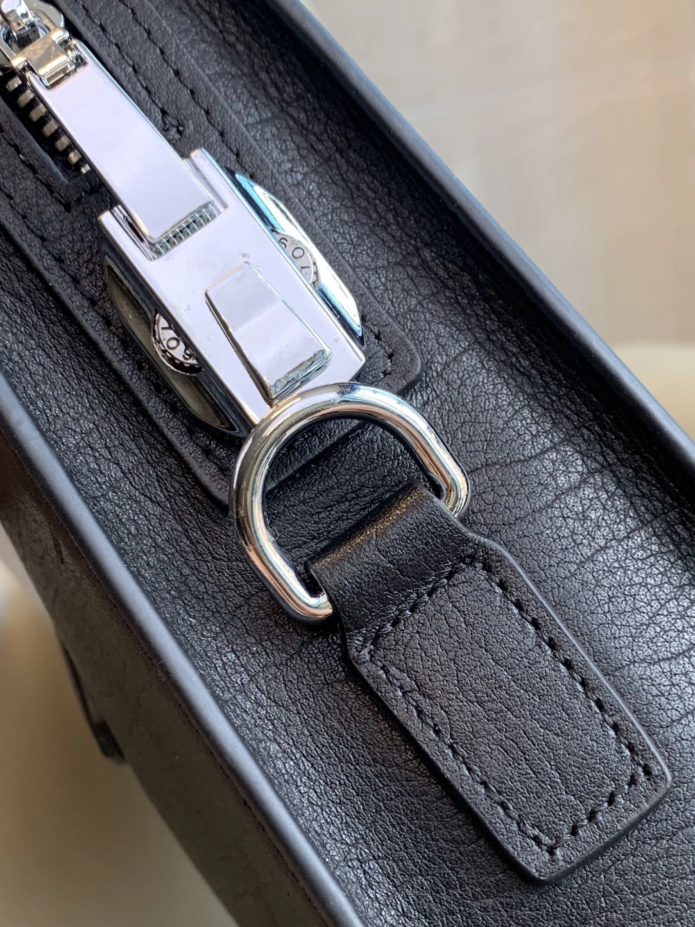 Elegant 4010 Prada AAA Man Handbags