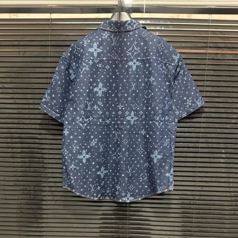 Elegant 4037 Louis Vuitton LV Tracksuits Short Sleeved For Unisex