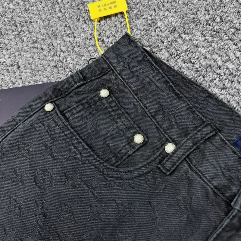 Elegant 4235 Louis Vuitton LV Jeans For Unisex