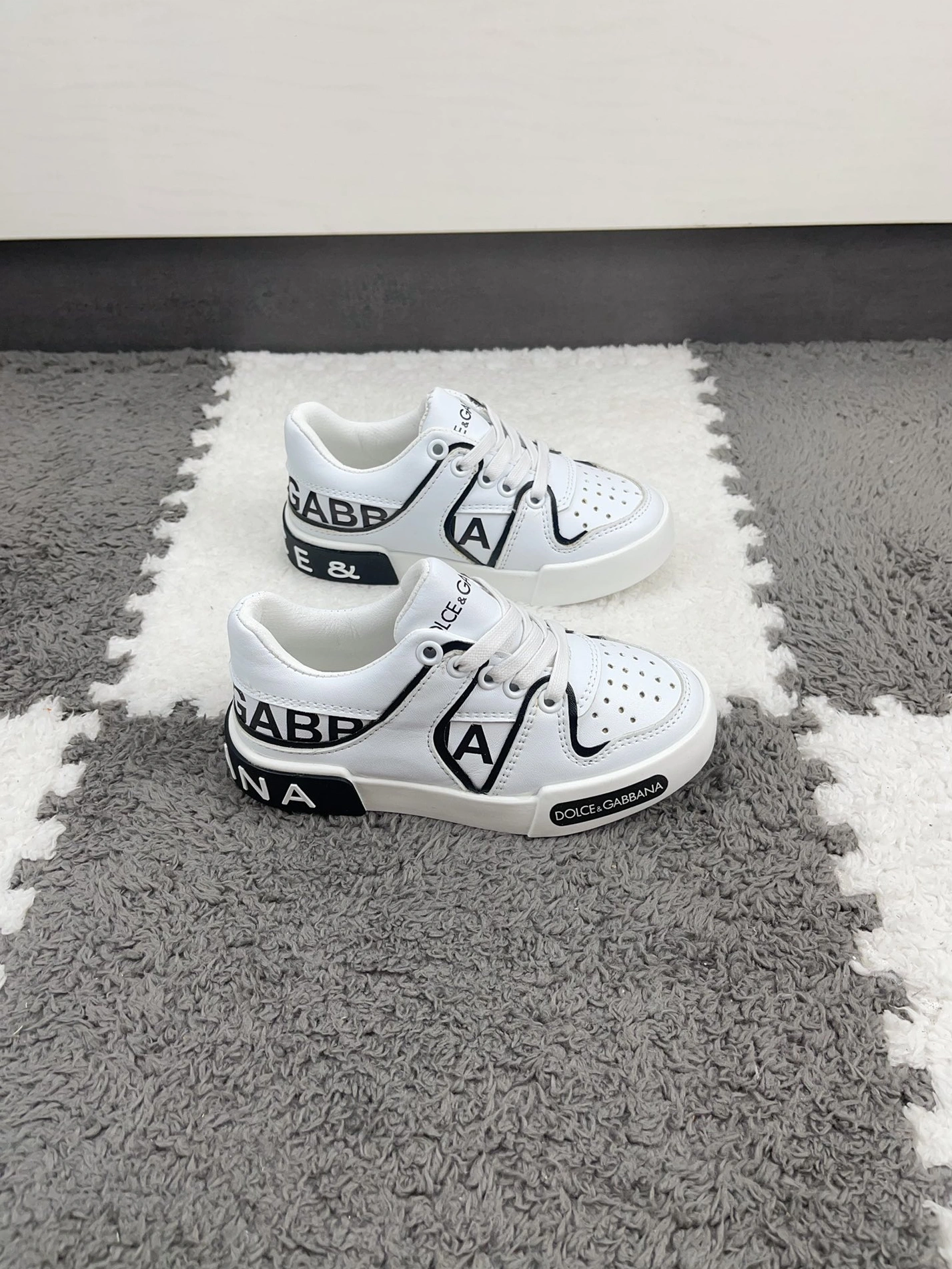 Elegant 4261 Dolce & Gabbana D&G Kids' Shoes For Kids
