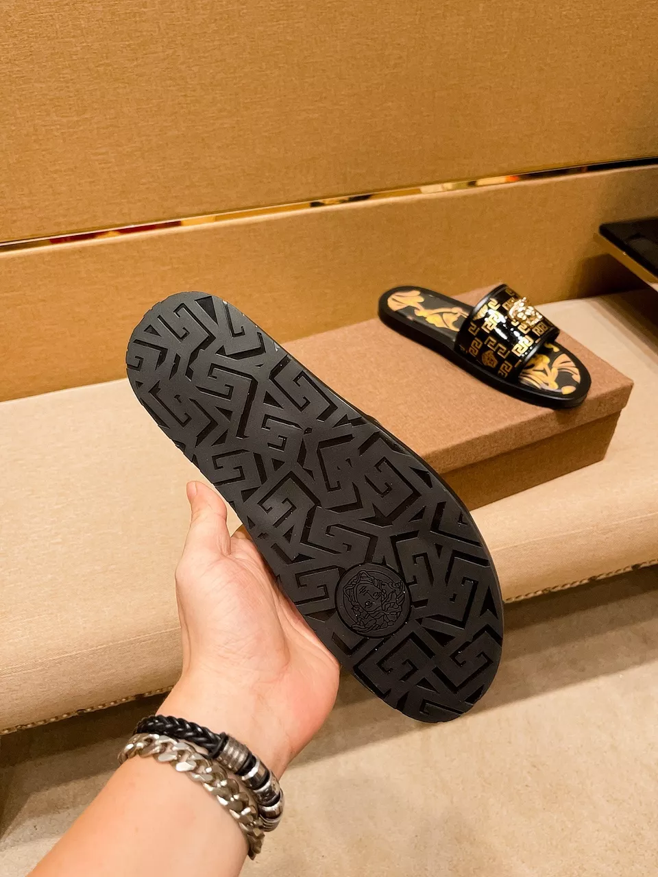 Elegant 4684 Versace Slippers For Men