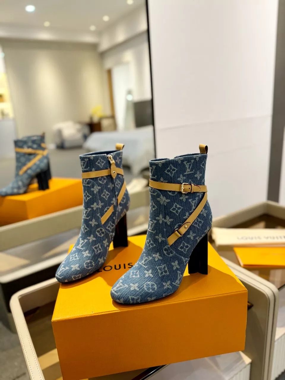 Elegant 4717 Louis Vuitton Boots For Women