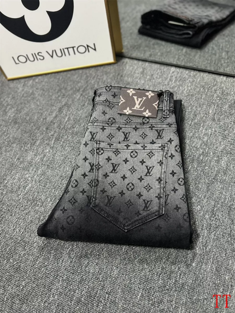 Elegant 4736 Louis Vuitton LV Jeans For Men