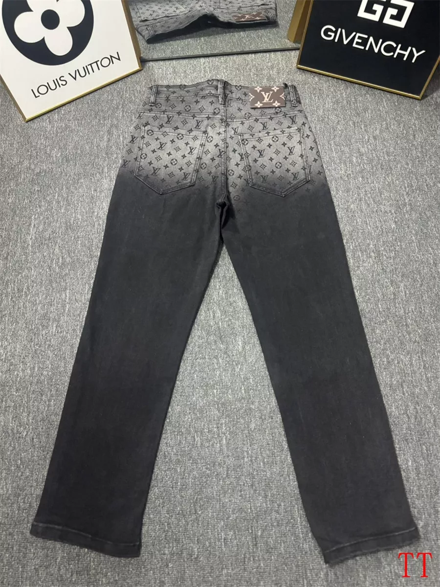 Elegant 4736 Louis Vuitton LV Jeans For Men