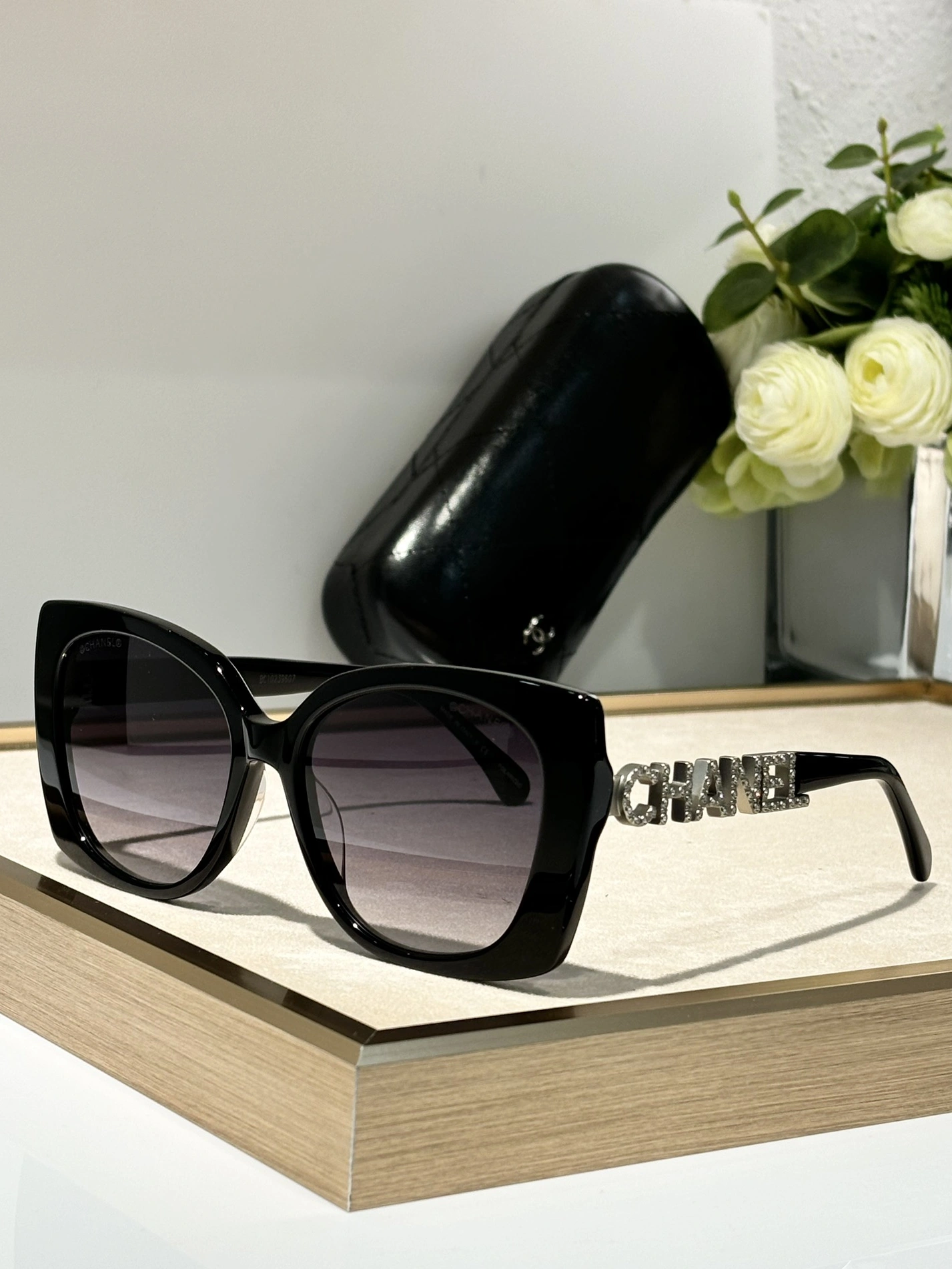 Elegant 4785 Chanel AAA Quality Sunglasses