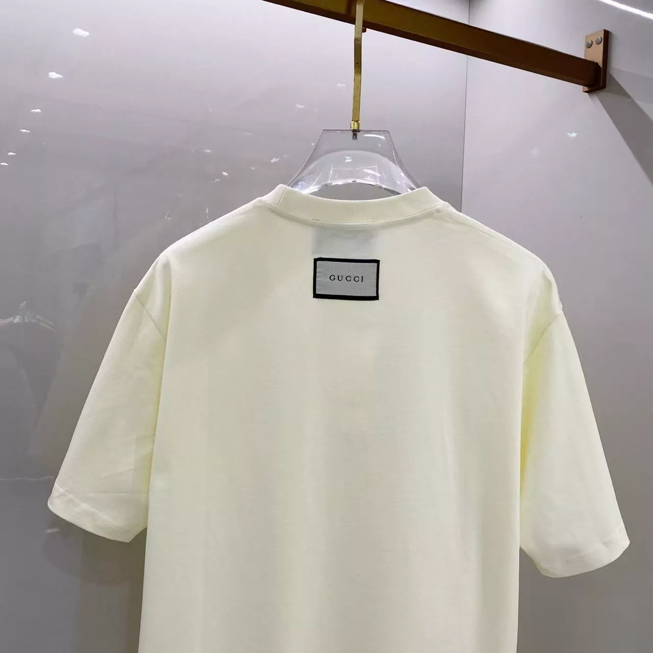 Elegant 4940 Gucci T-Shirts Short Sleeved For Unisex
