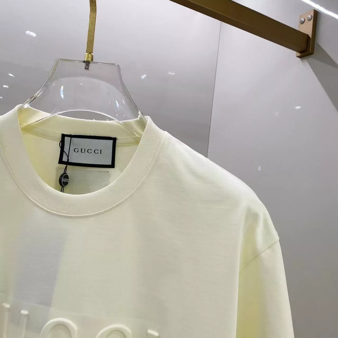 Elegant 4940 Gucci T-Shirts Short Sleeved For Unisex