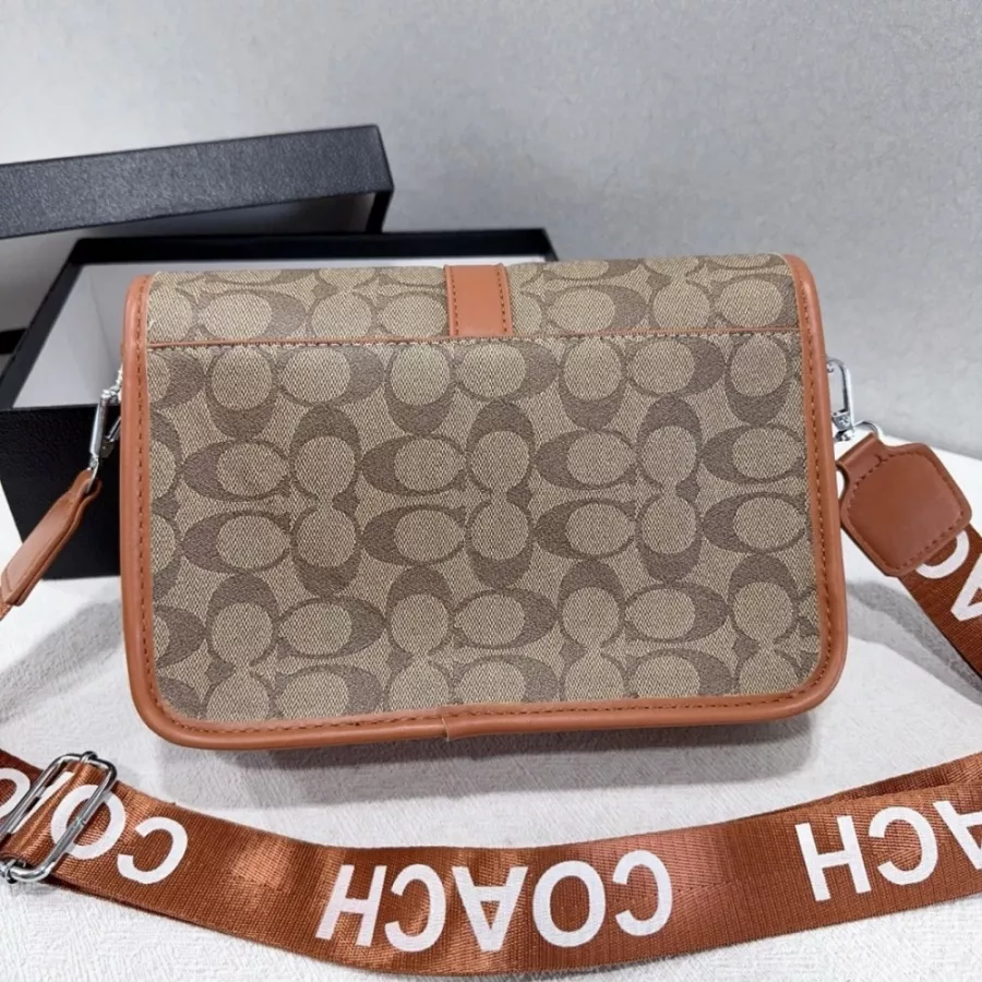 Elegant 4972 Coach Messenger Bag For Women