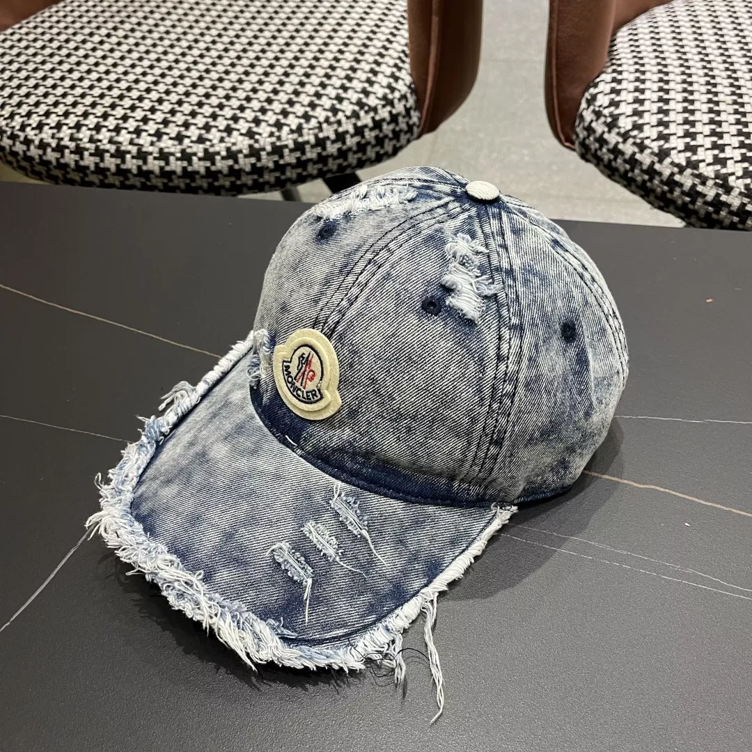 Elegant 5046 Moncler Caps