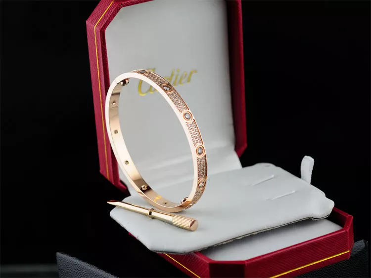 Elegant 5090 Cartier Bracelets For Couples