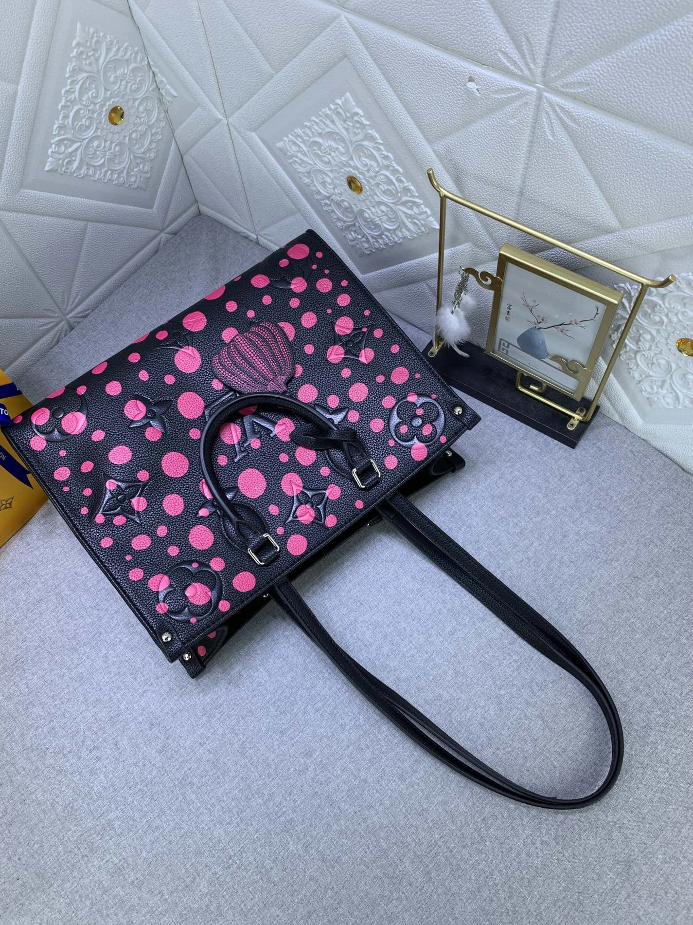 Elegant 5173 Louis Vuitton AAA Quality Handbags For Women