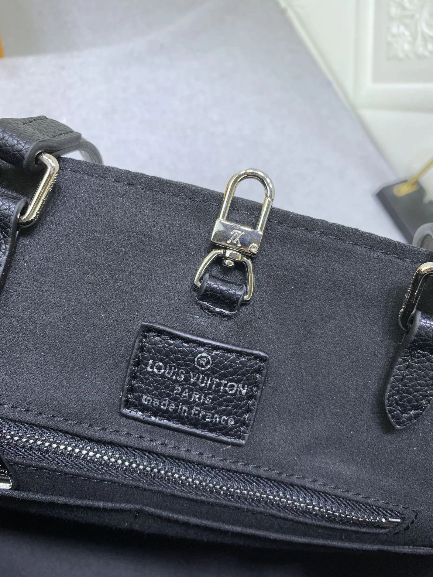 Elegant 5173 Louis Vuitton AAA Quality Handbags For Women