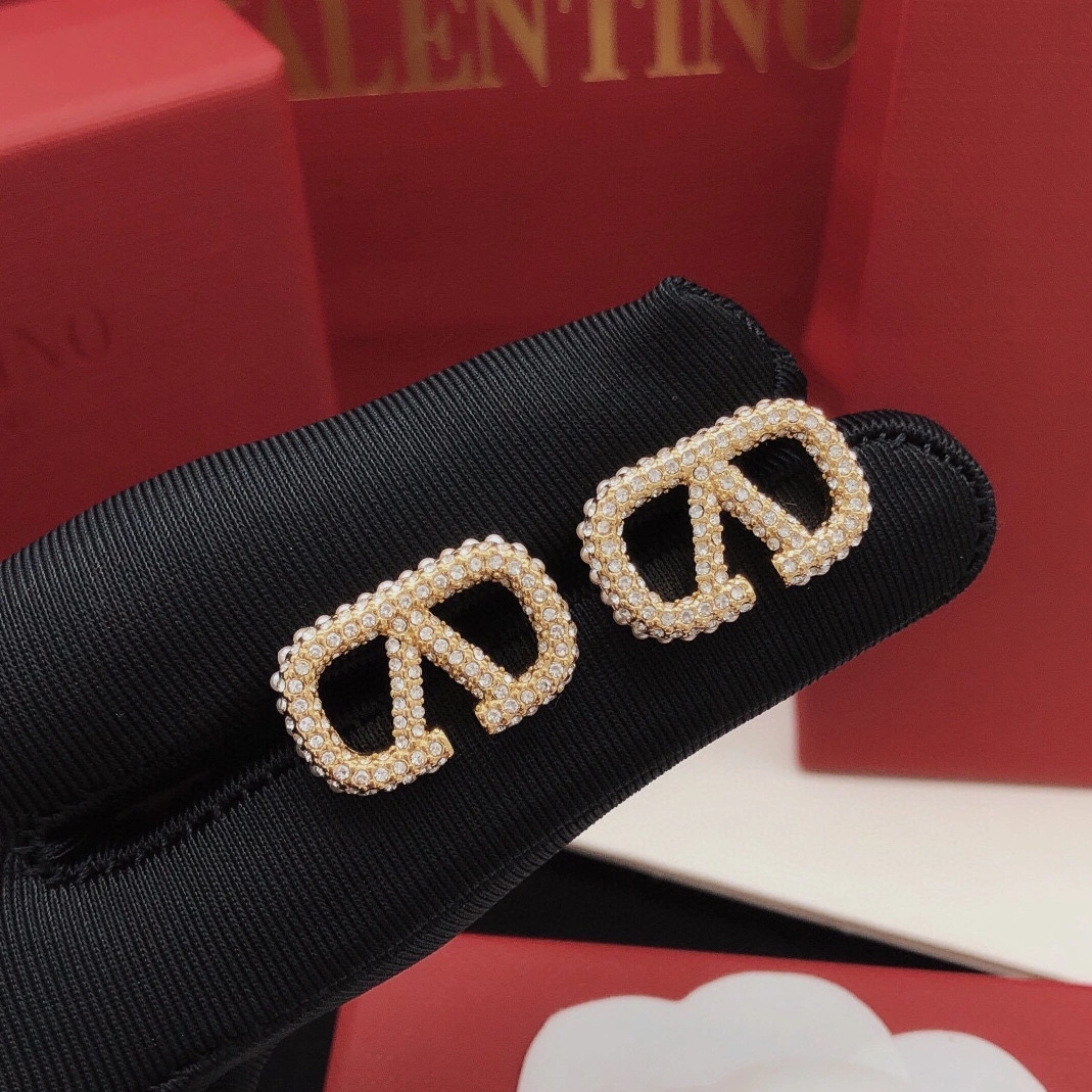 Elegant 5200 Valentino Earrings For Women