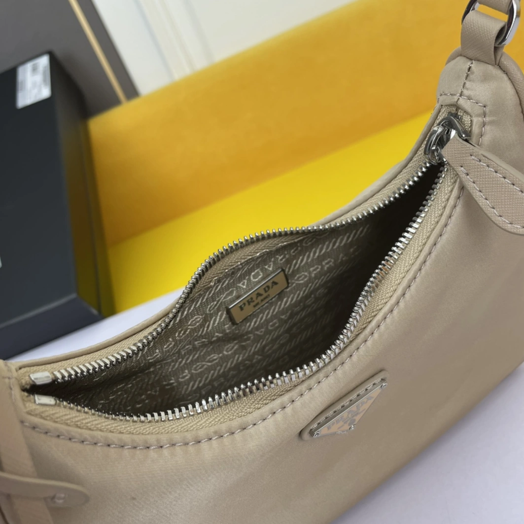 Elegant 5264 Prada AAA Quality Shoulder Bags For Women