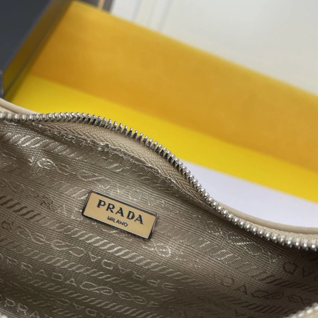 Elegant 5264 Prada AAA Quality Shoulder Bags For Women