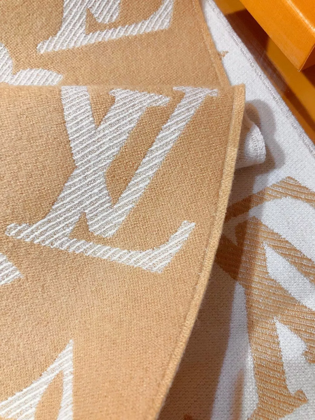 Elegant 5414 Louis Vuitton Scarf For Women