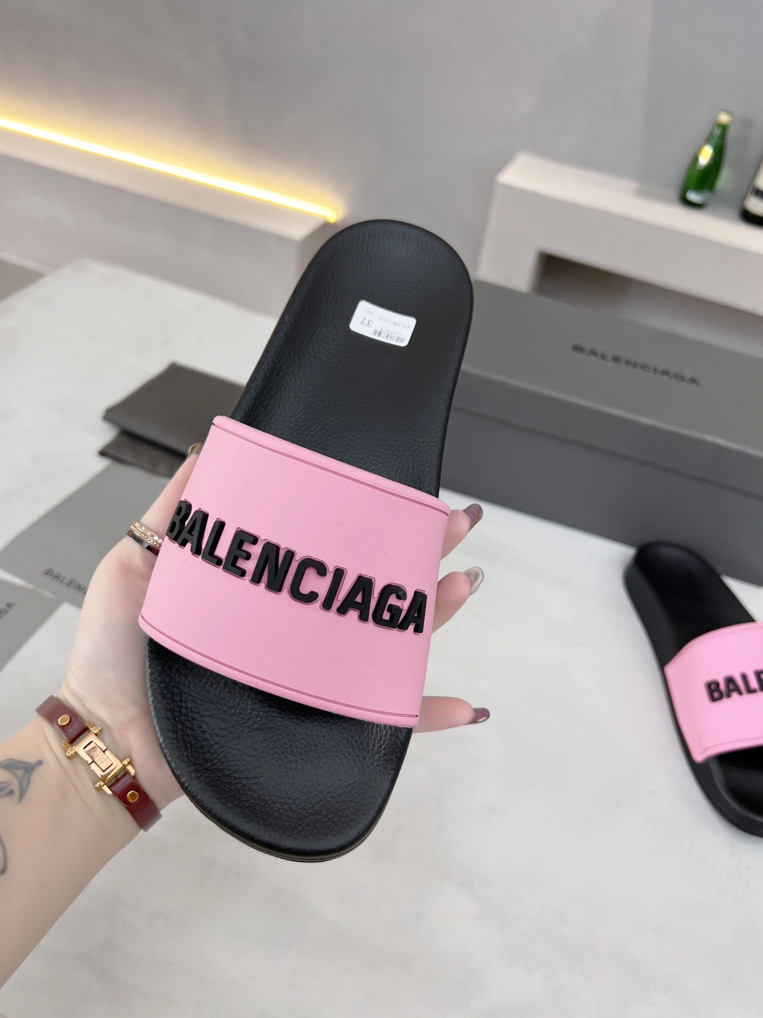 Elegant 5491 Balenciaga Slippers For Men