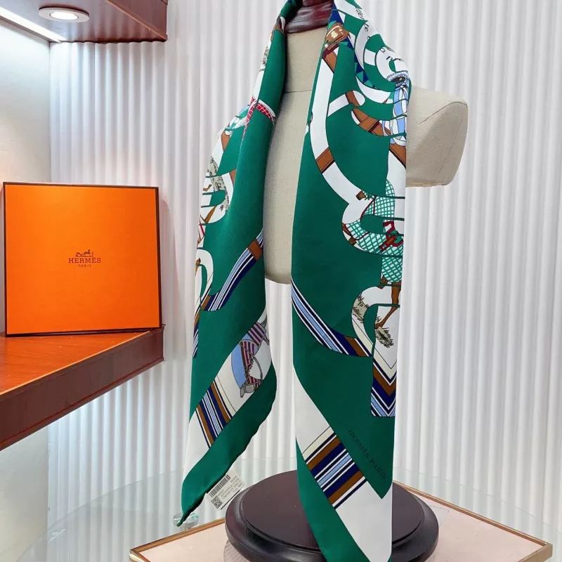 Elegant 5568 Hermes Silk Squares