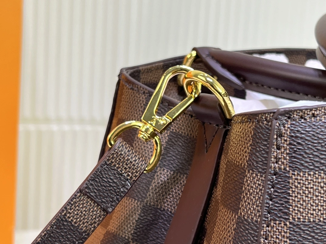 Elegant 5638 Louis Vuitton AAA Quality Handbags For Women