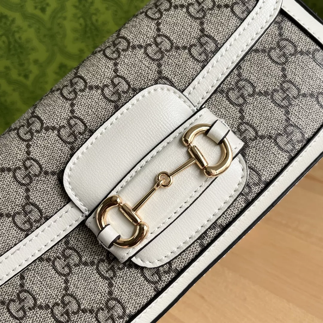 Elegant 5795 Gucci AAA Quality Messenger Bags For Women