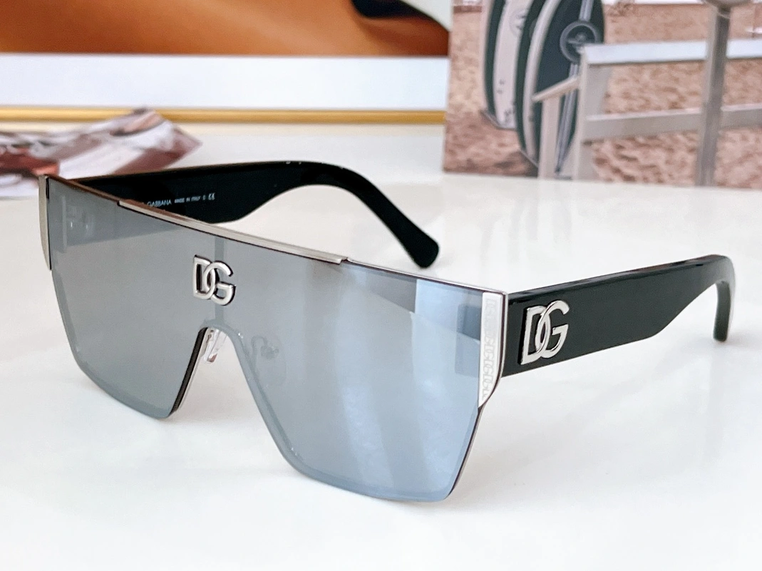 Elegant 5836 Dolce & Gabbana AAA Quality Sunglasses