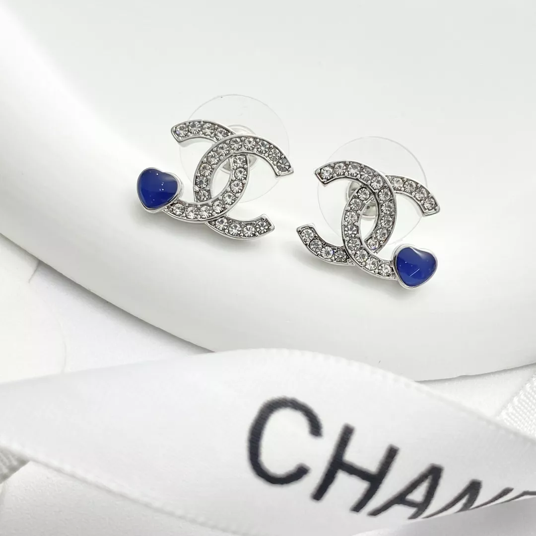 Elegant 586 Chanel Earrings For Women