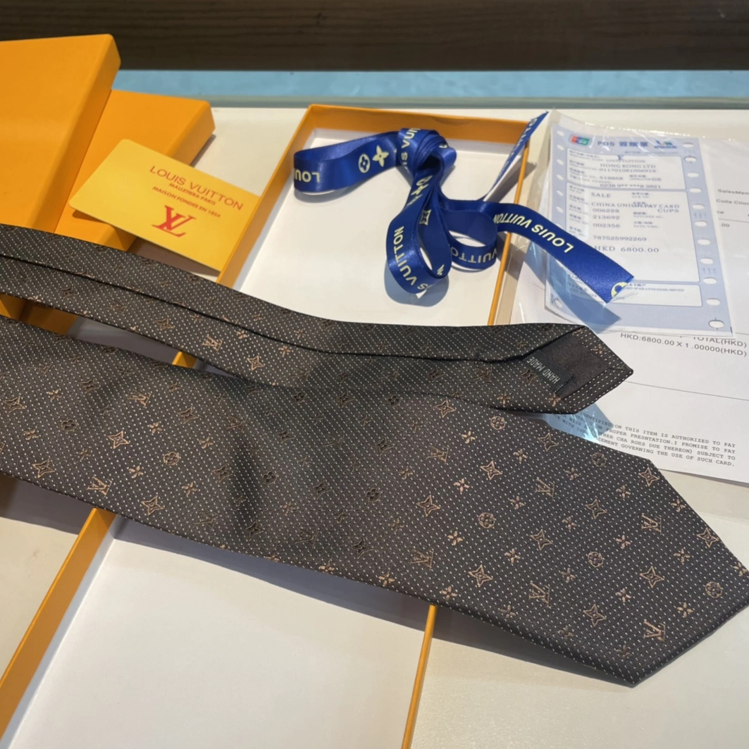 Elegant 6042 Louis Vuitton LV Necktie For Men