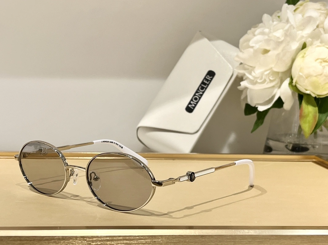 Elegant 6063 Moncler AAA Quality Sunglasses