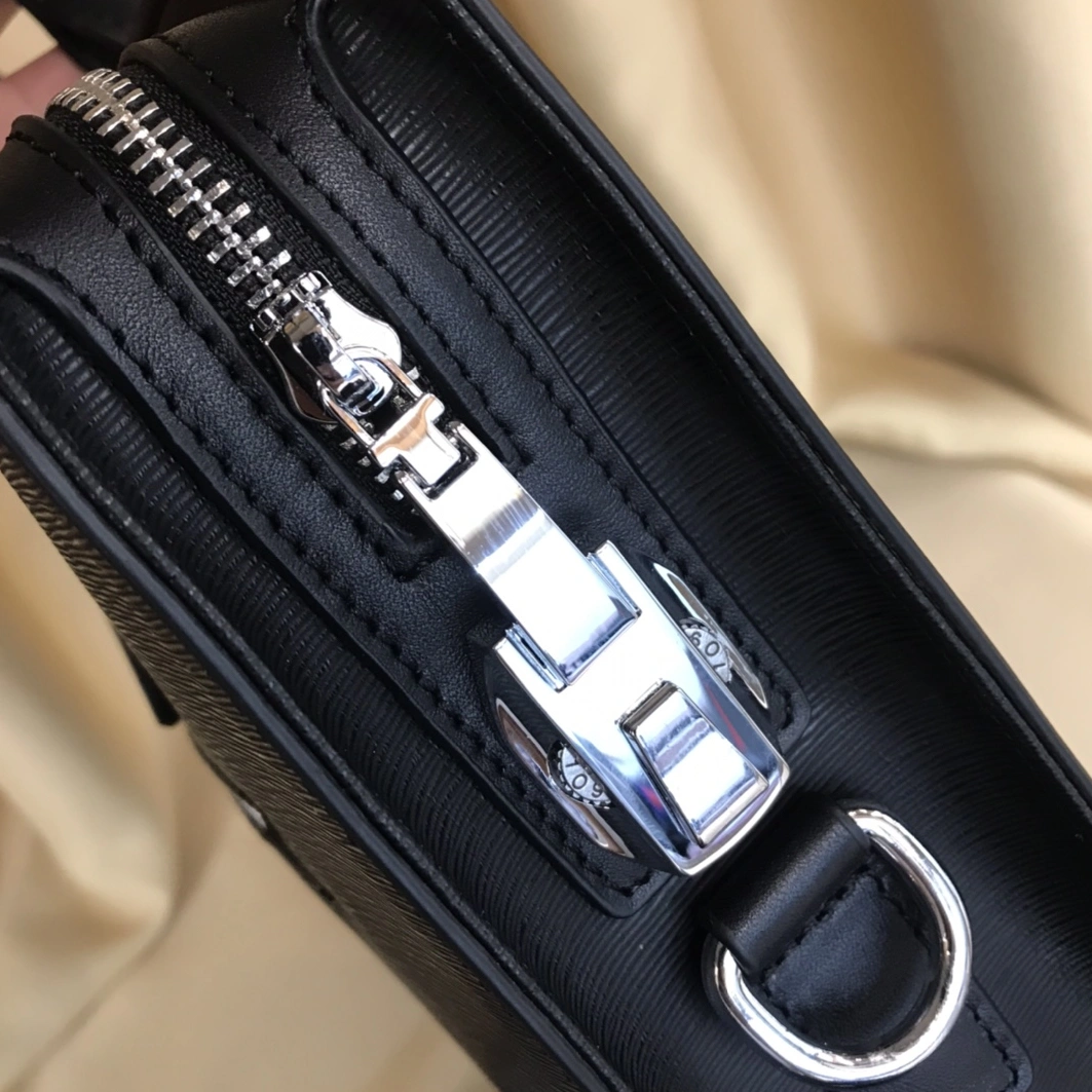 Elegant 6117 Prada AAA Man Handbags