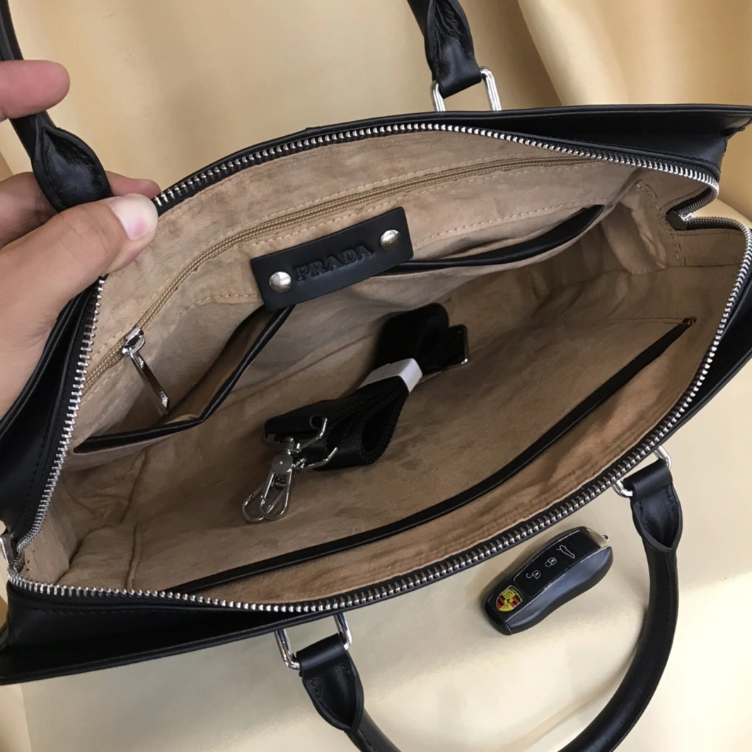 Elegant 6117 Prada AAA Man Handbags