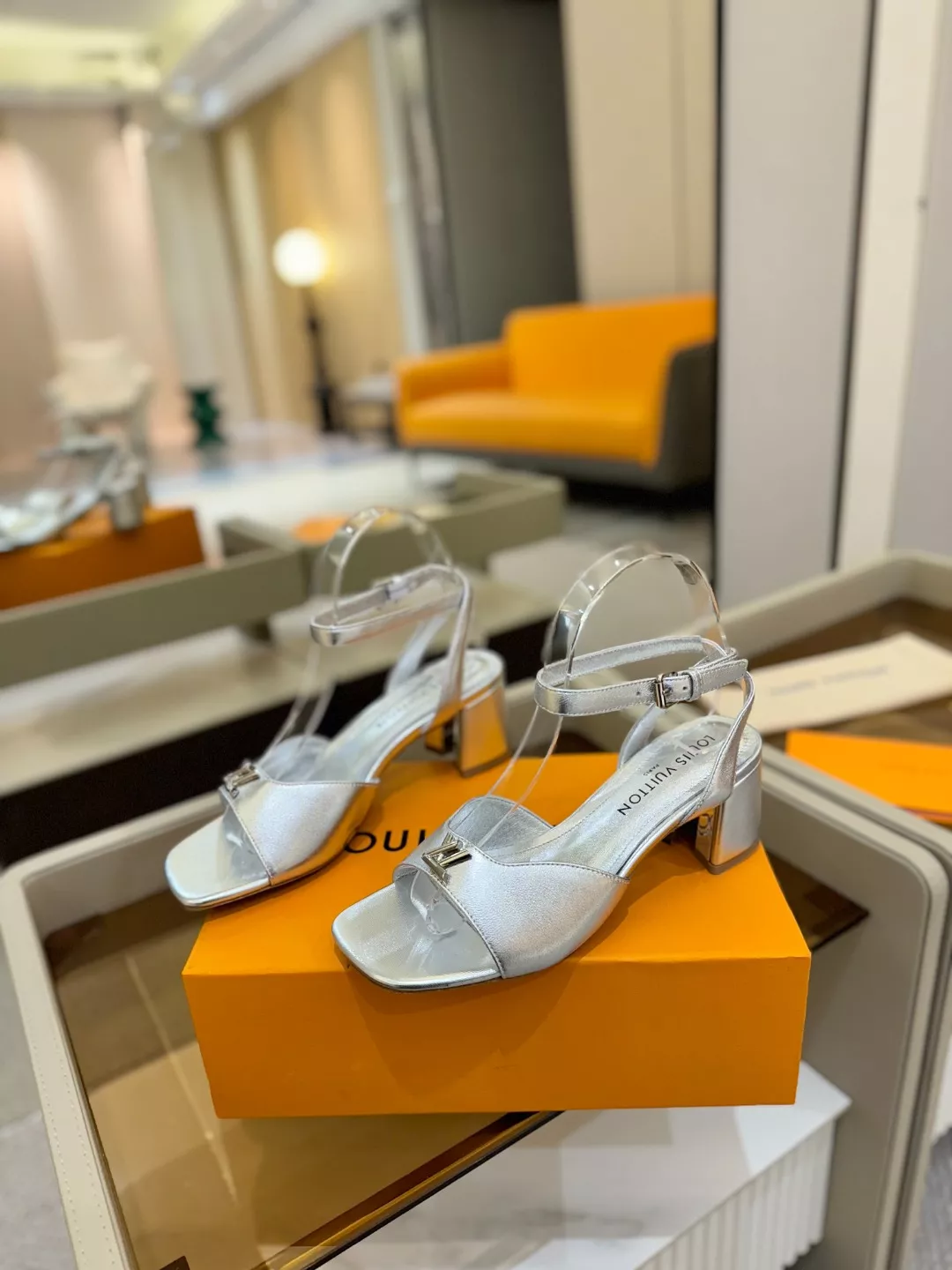 Elegant 6170 Louis Vuitton Sandal For Women