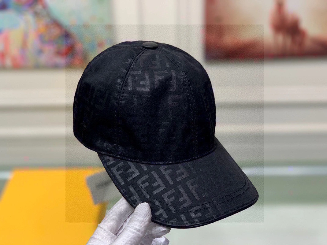 Elegant 6205 Fendi Caps